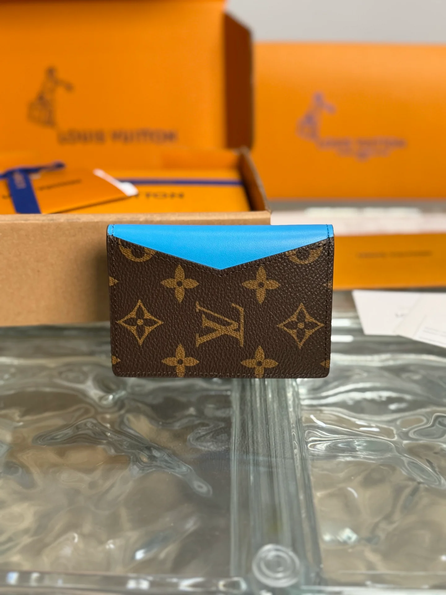 Кошелек-портмоне LV-m12828-colormania, светло-голубой