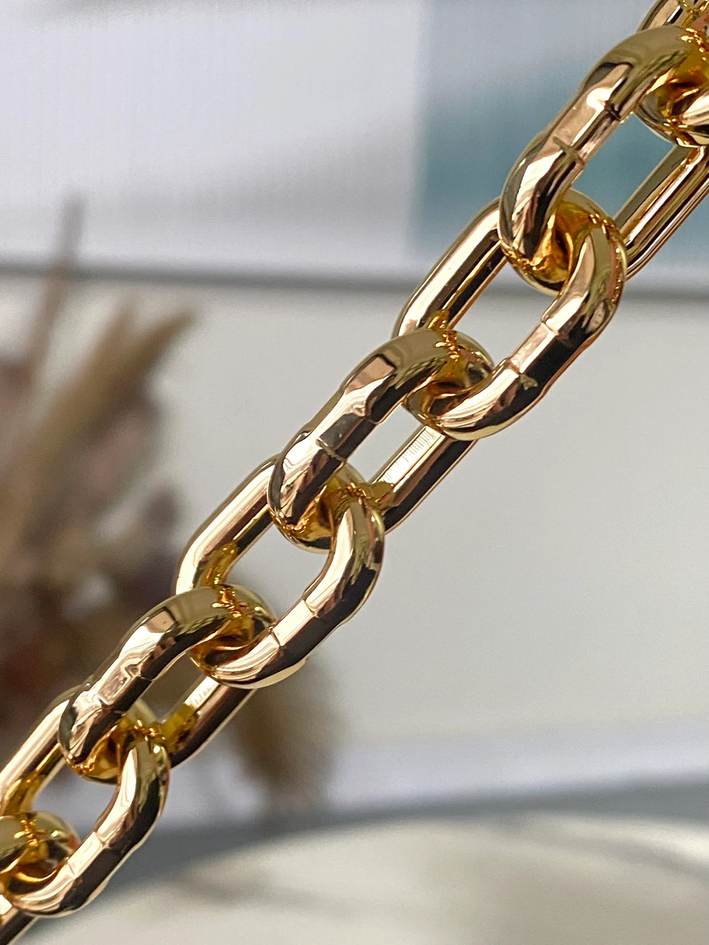 m46725-LV-loop-hobo-large-half-moon bag-black