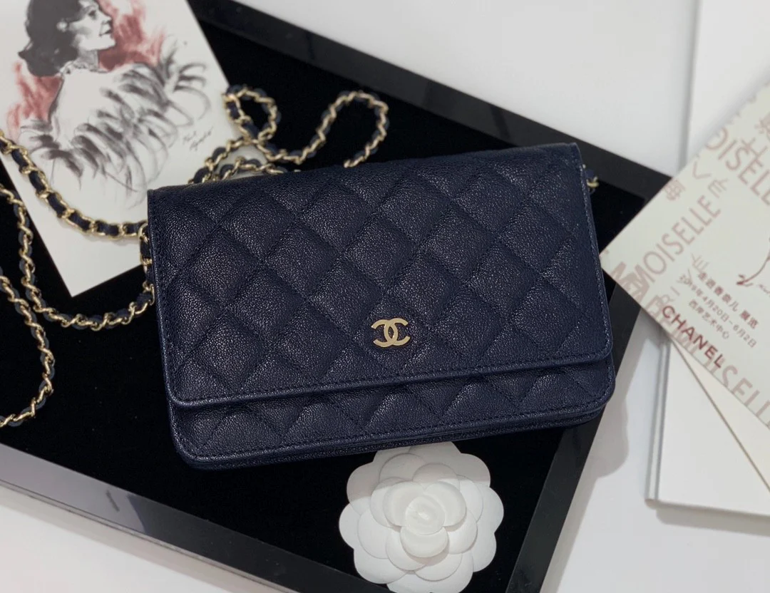 Пряжка Chanel WOC с узором ?Кунжут? из светлого золота - 3 шт.