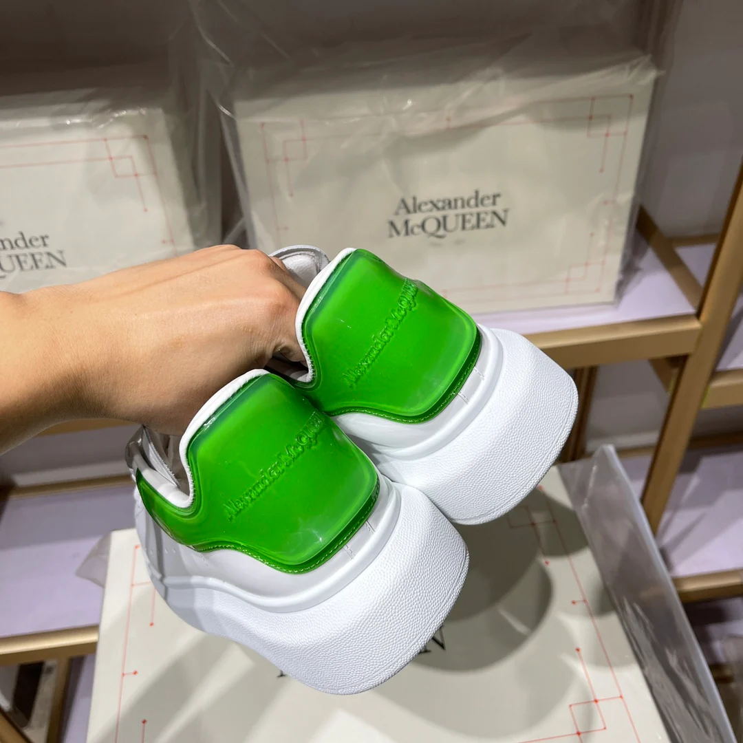 Классические белые кроссовки McQueen - унисекс - темно-зеленый резиновый каблук - премиум-издание