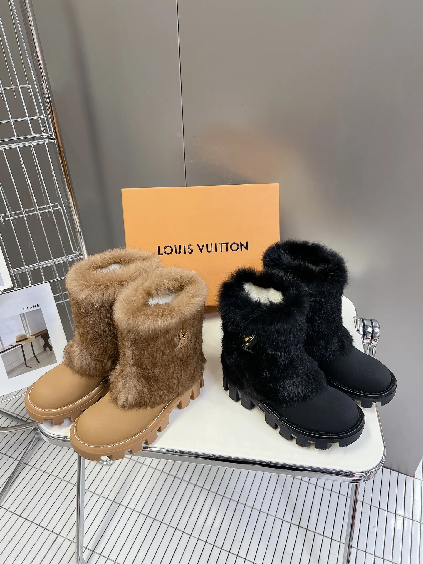 Ботинки Dr. Martens на платформе из шерсти LV - изображение из коллекции