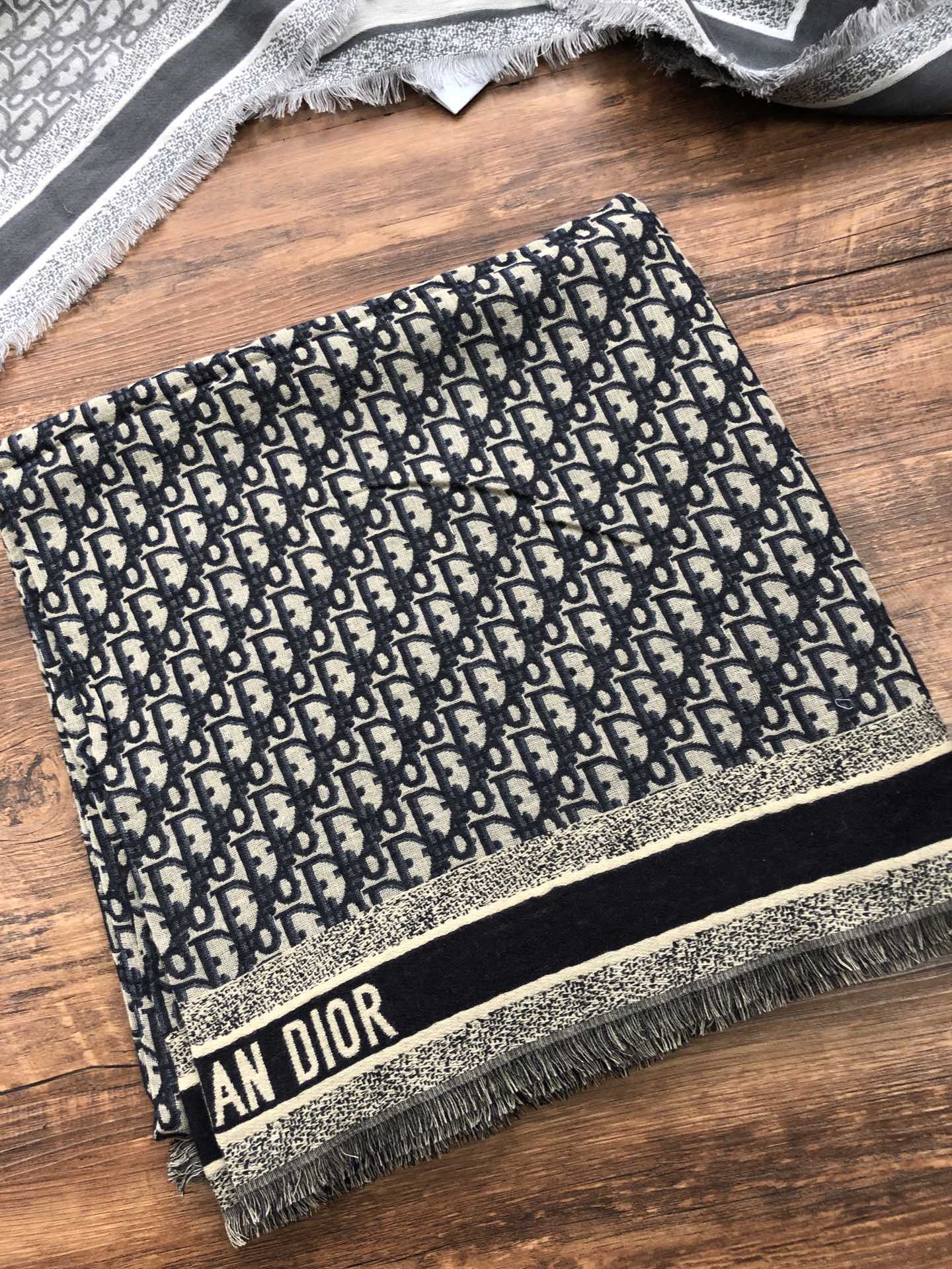 Dior - Классический шарф с монограммой