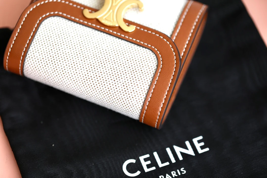 Кошелек Celine Small Flap Wallet - ткань и коровья кожа