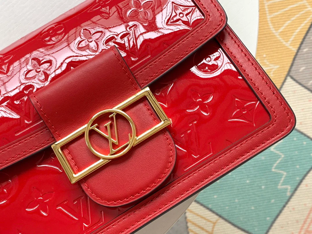 m44580-LV-dauphine сумка-мессенджер из кожи с узором, красная