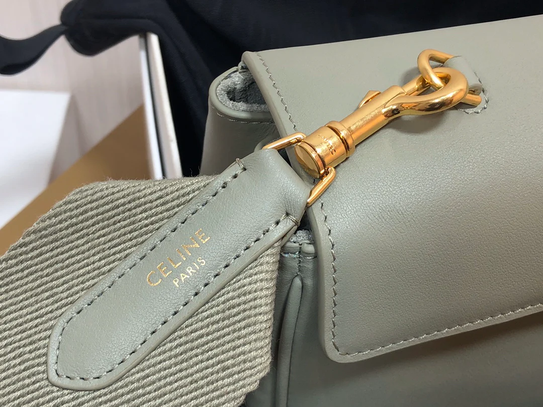 Сумка Celine Teen Soft из телячьей кожи с зернистой текстурой (16 видов бумаги) - 1