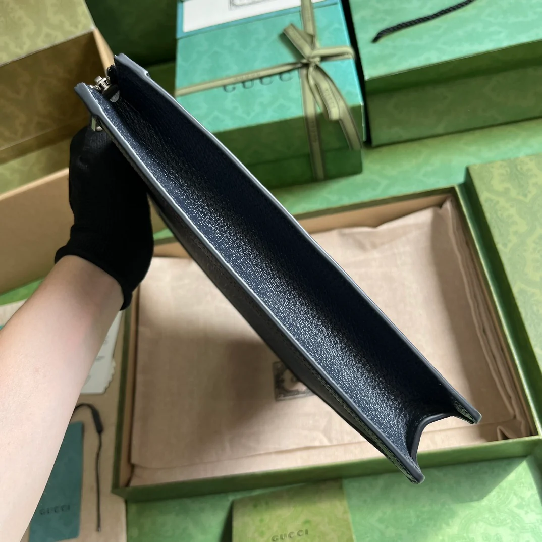 Клатч Gucci Ophidia из серии с двойной пряжкой — черный