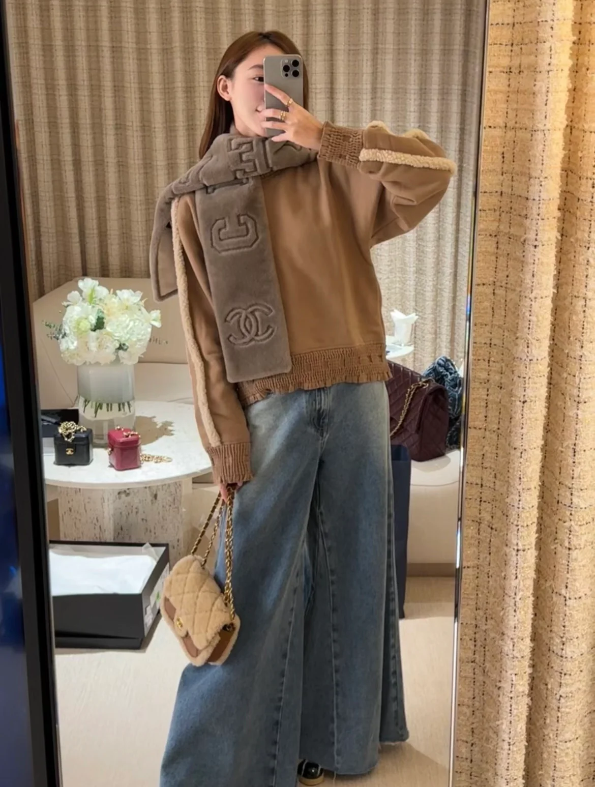 Сумка Chanel с клапаном и цепочкой в ??виде плюшевого мишки из 24-каратного золота (маленькая).