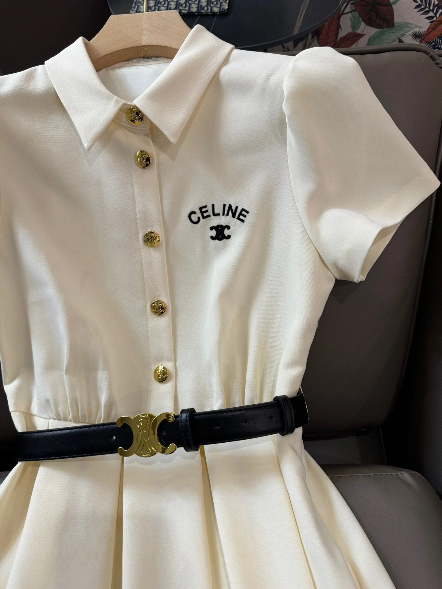 Платье Celine 2403-24ss, облегающее, с поясом, бежевое.