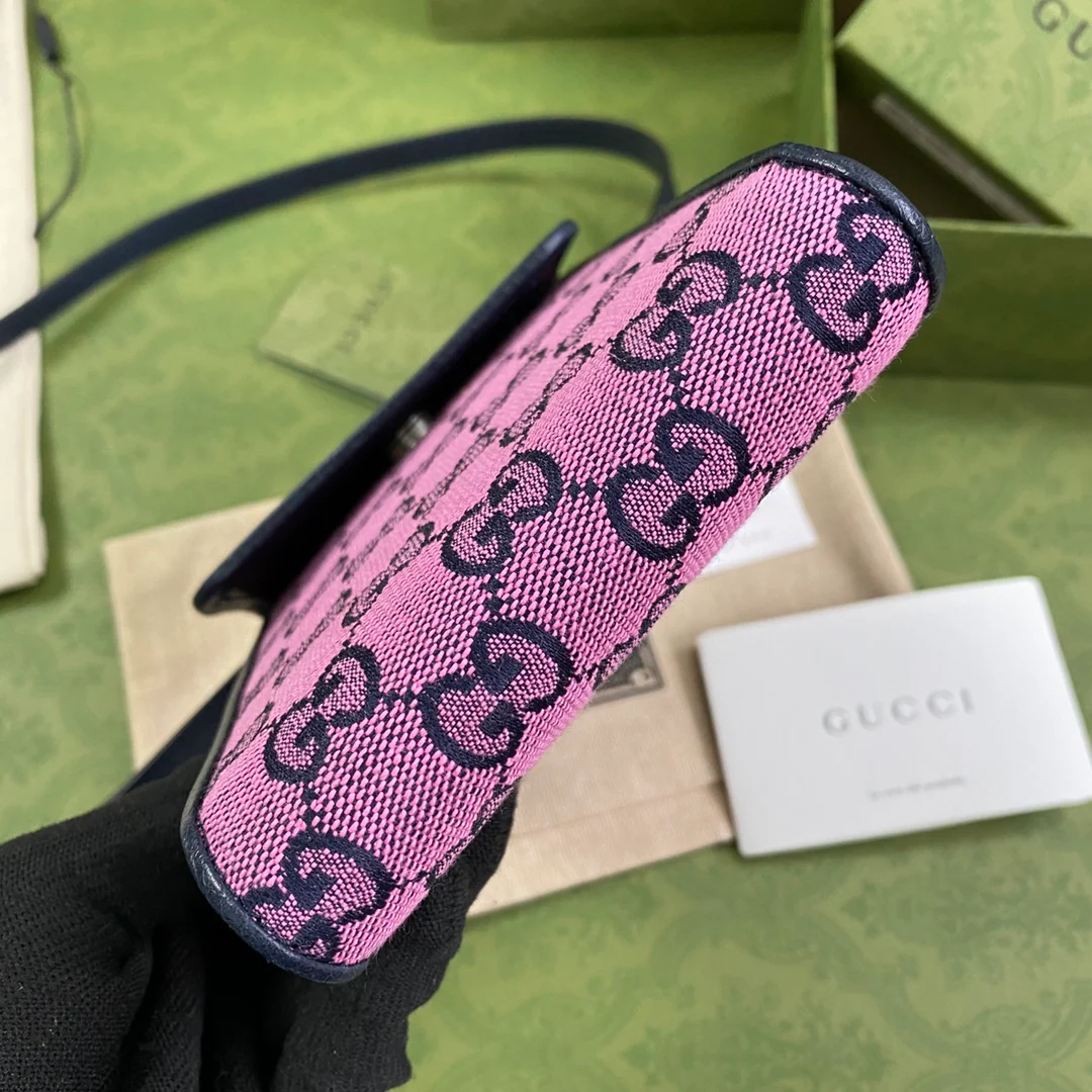 Сумка для мобильного телефона Gucci из серии Marmont — розовато-фиолетовая — 11-5-18-3-5 см