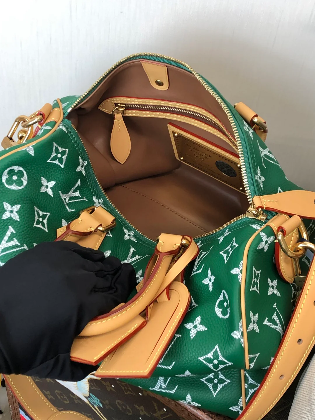 LV Grass Green