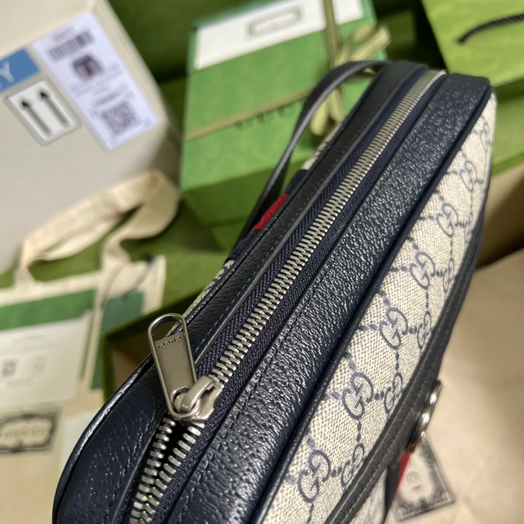 Сумка Gucci Ophidia серии GG - 27,5 x 28 x 6 см.