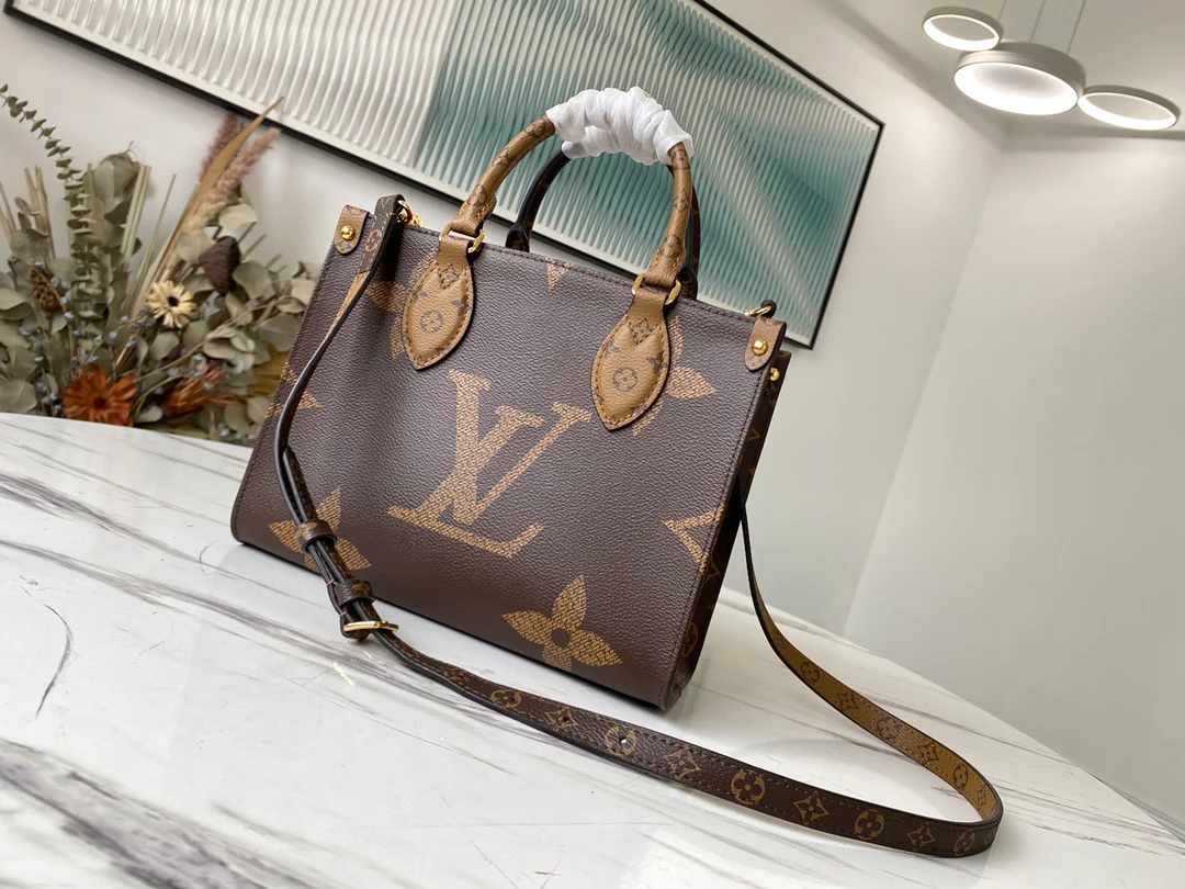 m45039-LV-onthego-Handbag-Mini