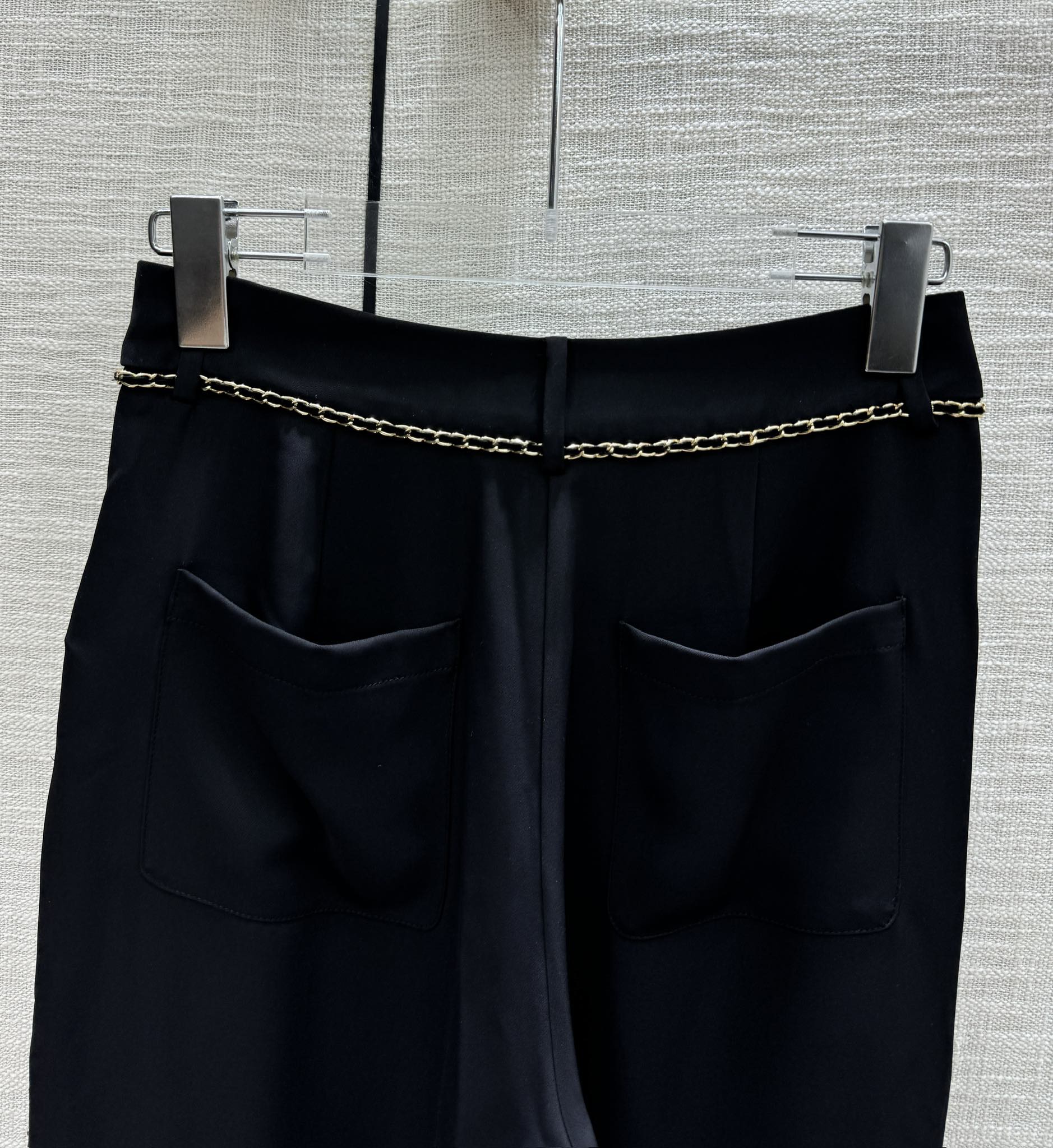 Брюки прямого кроя от Chanel 2403 Chain - 1 шт.