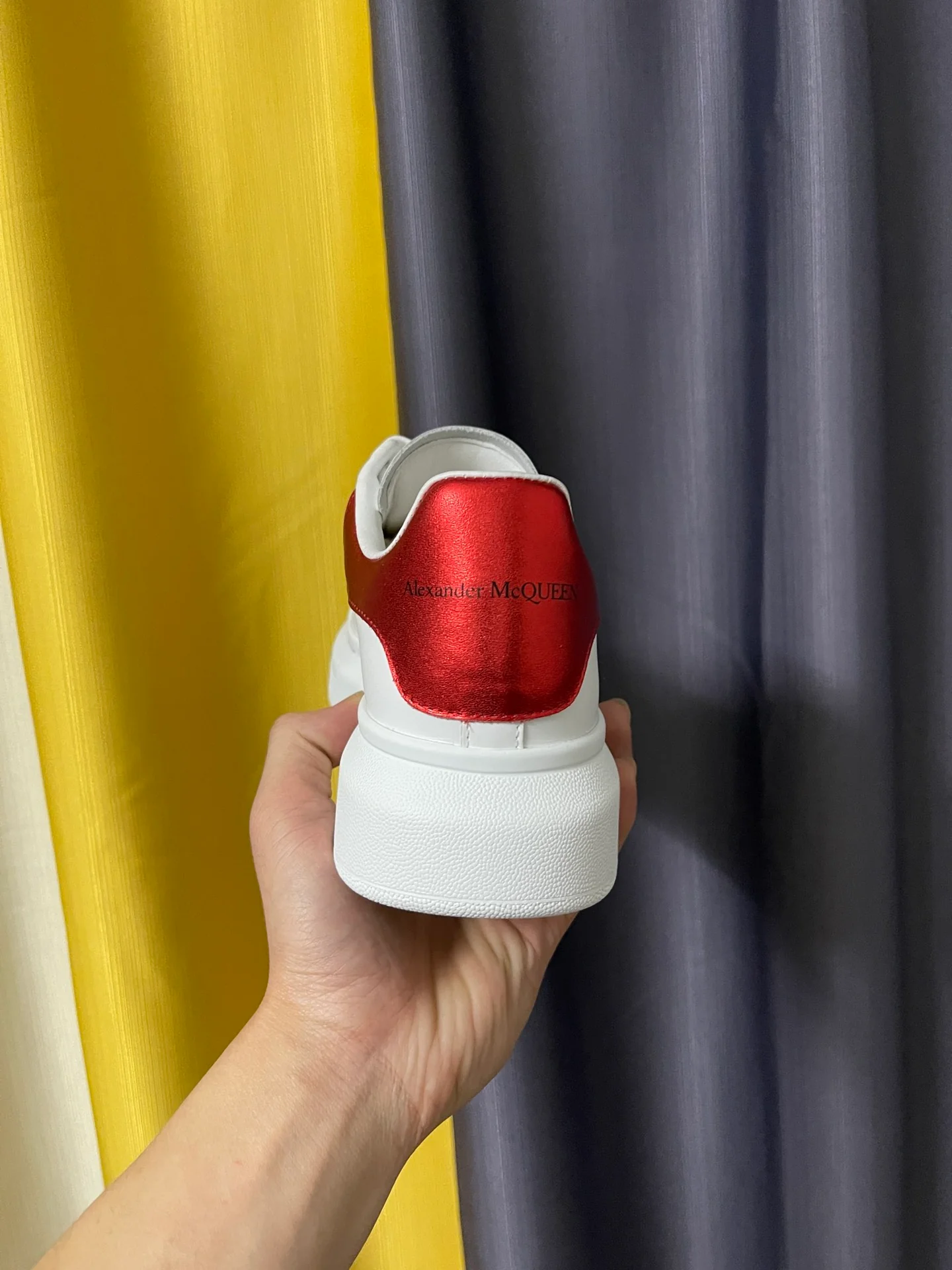 Классические белые кроссовки McQueen - унисекс - красная кожаная пятка - премиум-издание