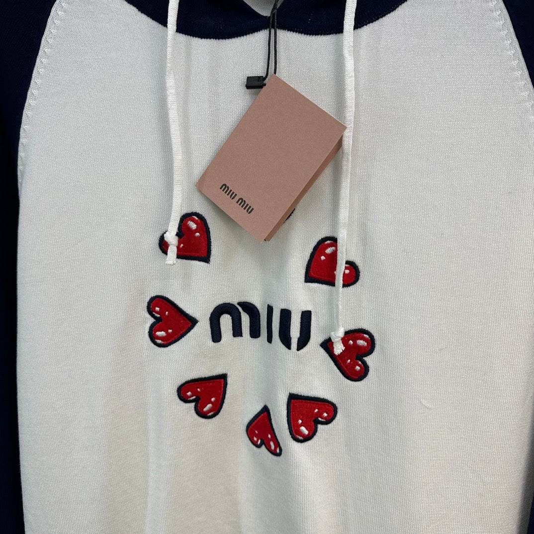 Miu Miu - 2404 - Весенняя новая вязаная толстовка