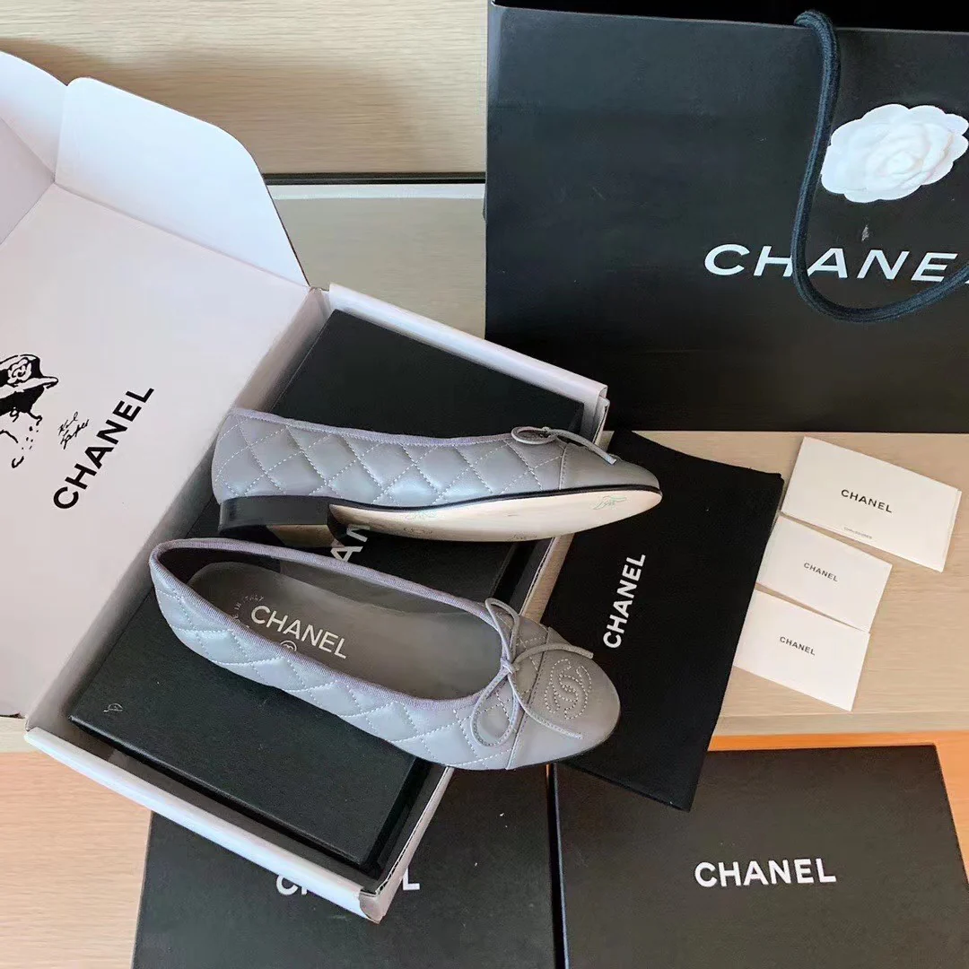 Классические балетки Chanel - серые