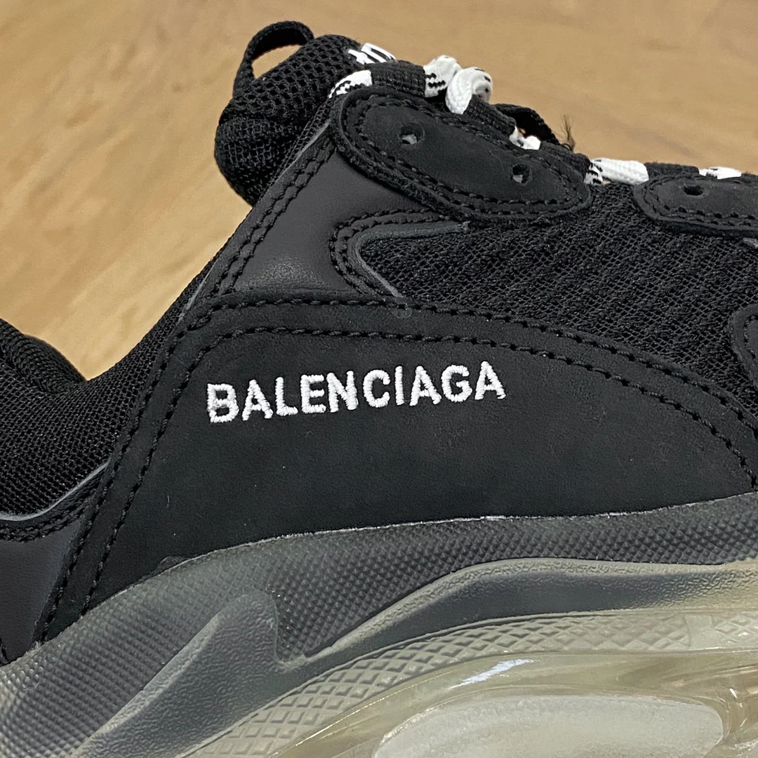 Кроссовки Balenciaga Triples Cushion Chunky - 1