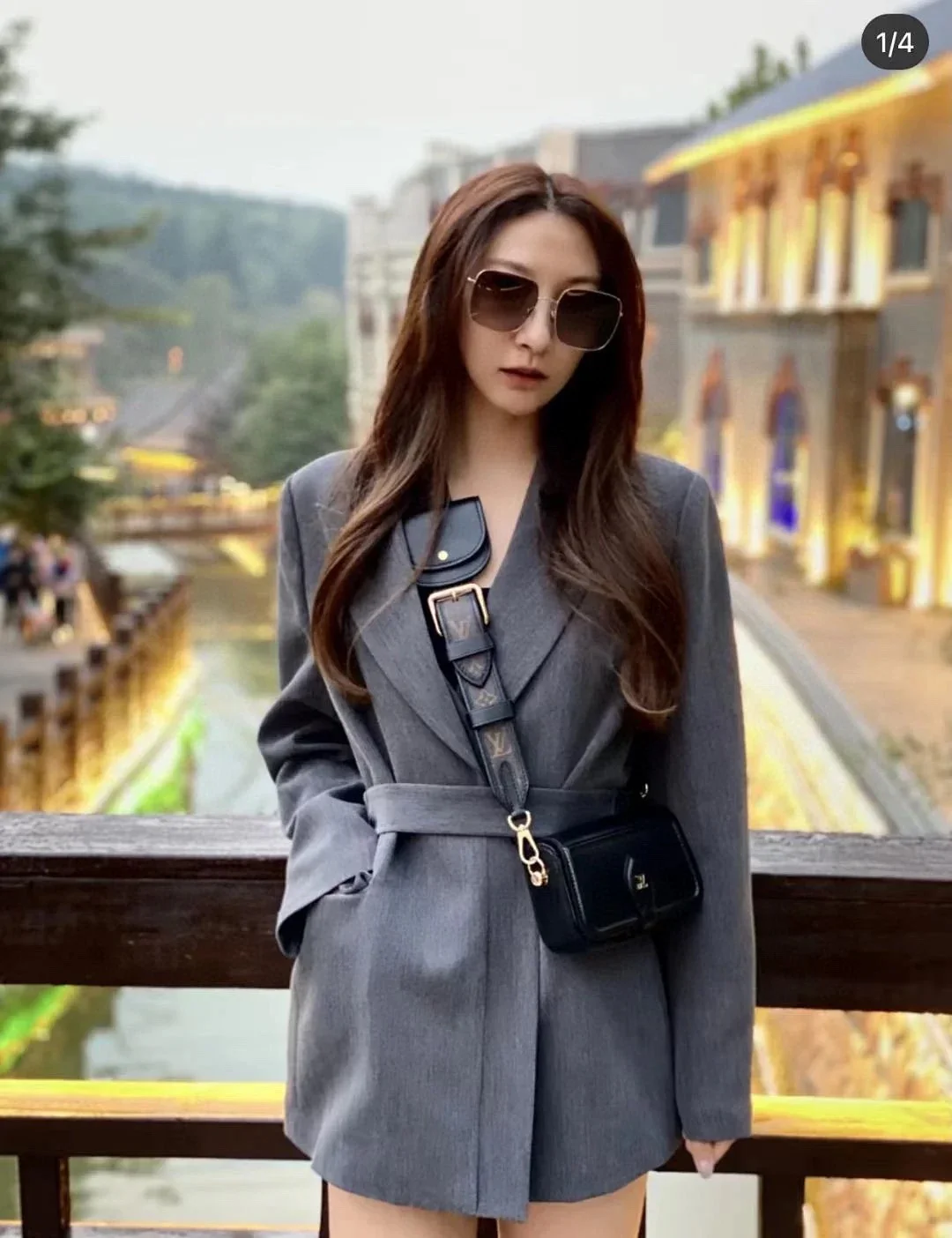 lv-m69841-officier handbag