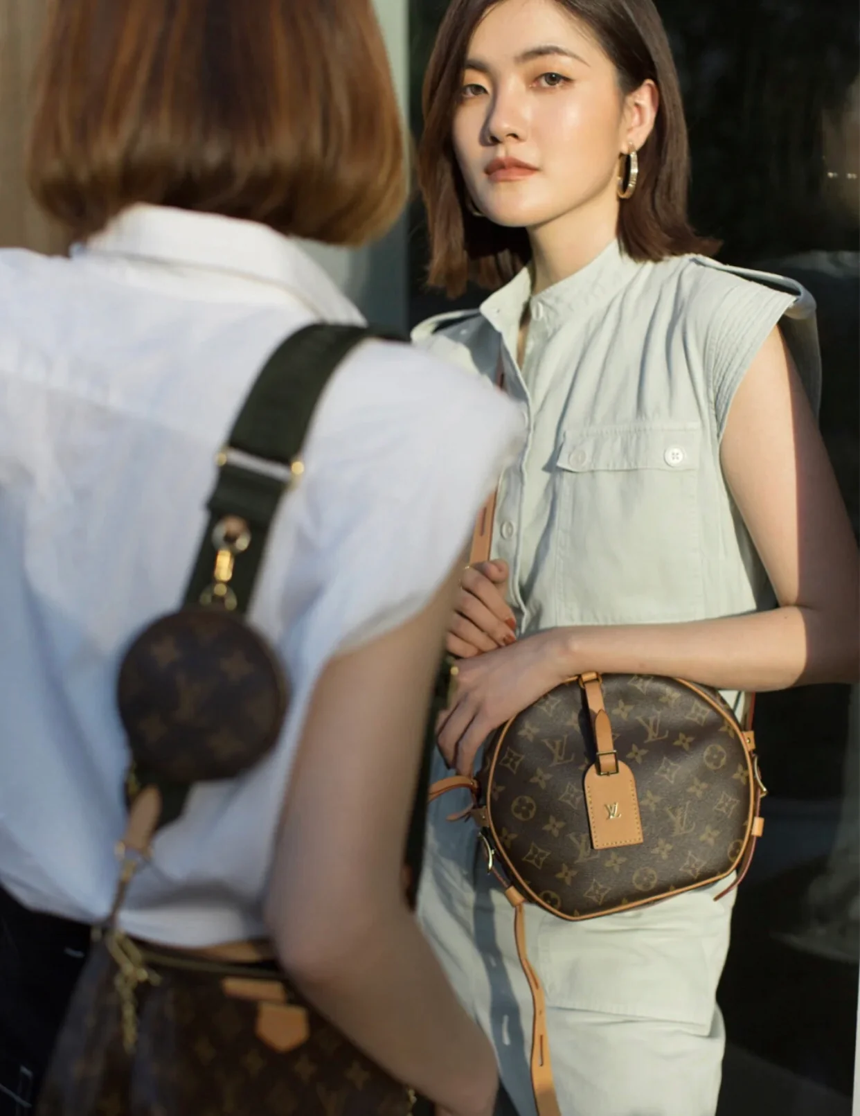 Круглая сумка LV