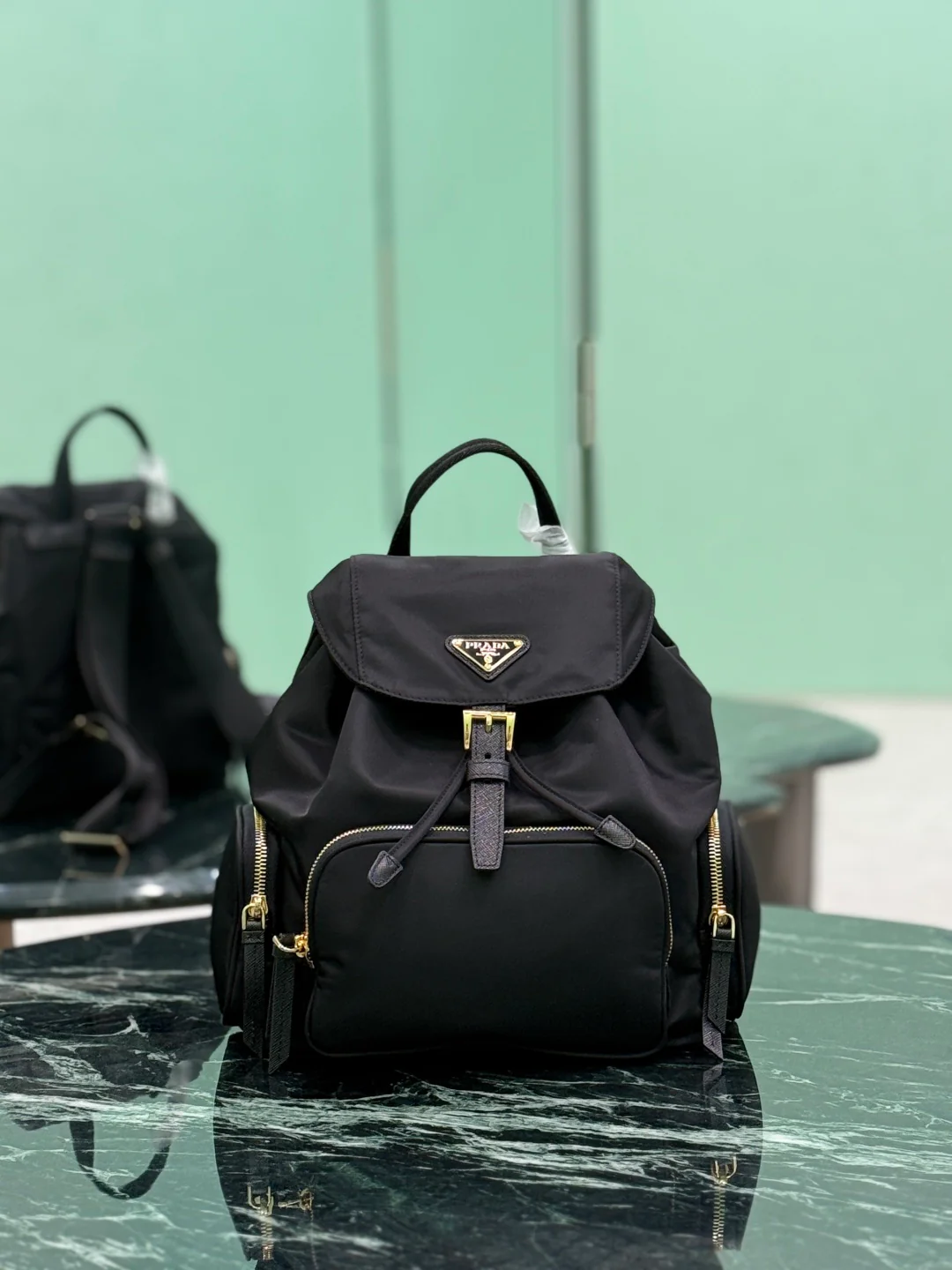 Металлический рюкзак Prada-1BZ081, черный.