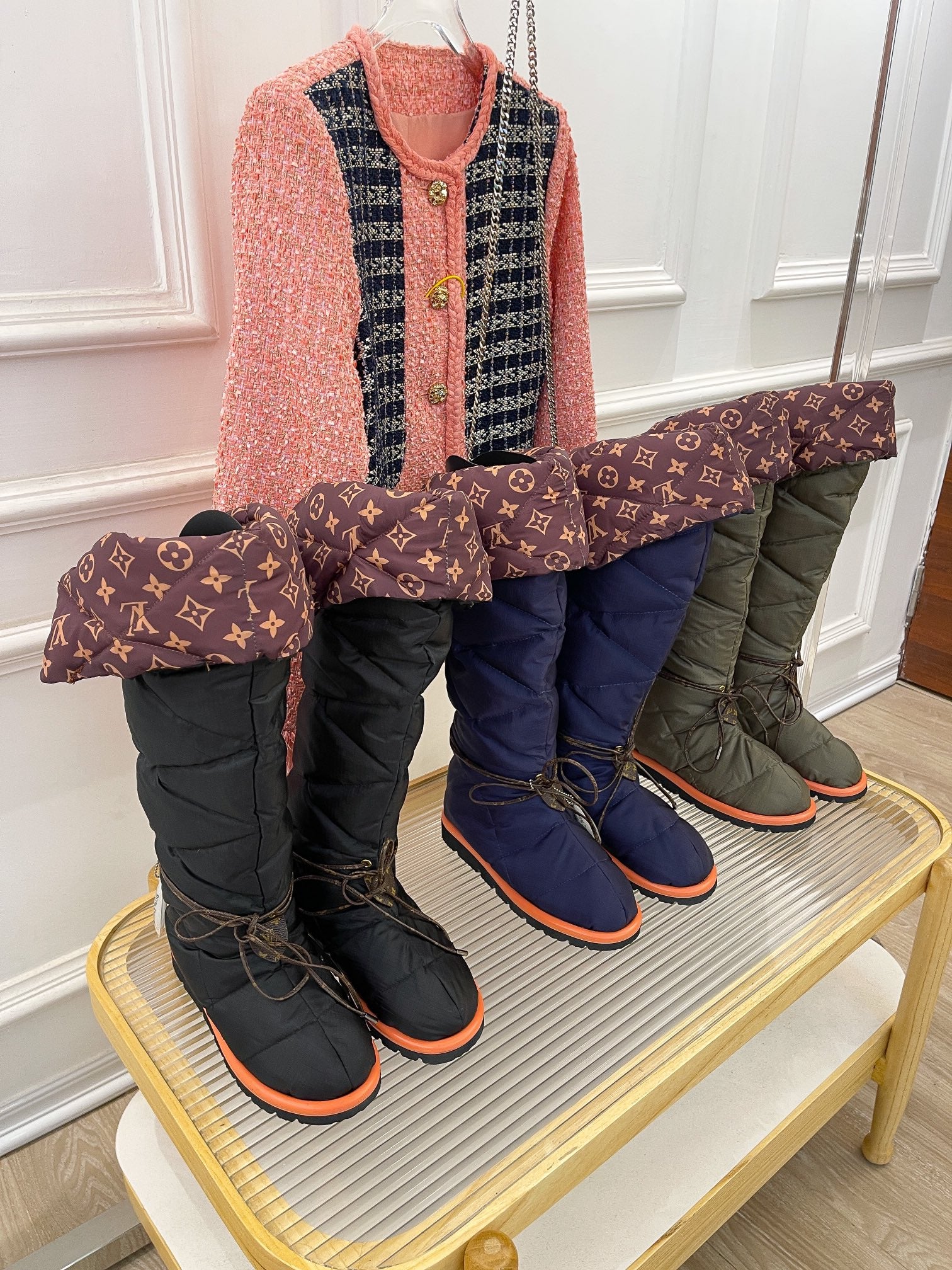 LV - Новинка сезона осень/зима 2022 - Пуховые зимние сапоги