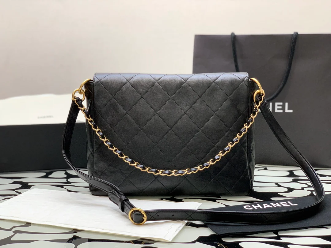 Сумка-мессенджер Chanel Hobo Hippie - черная