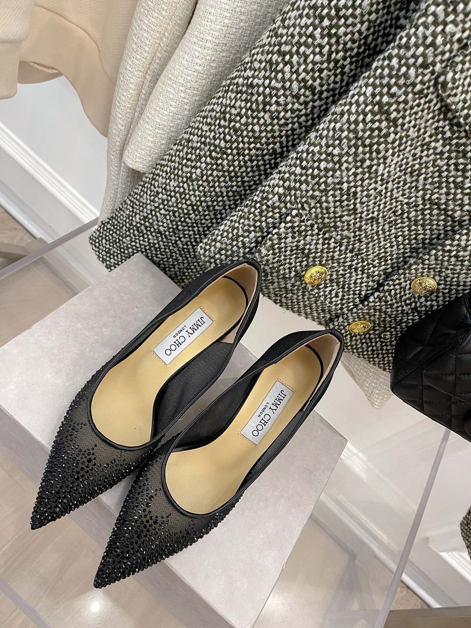 Jimmy - Туфли на высоком каблуке с сетчатой ??отделкой и стразами - Черные