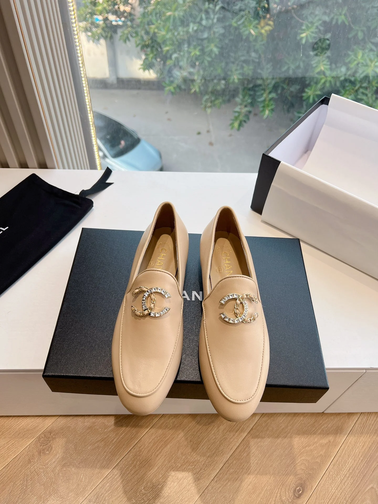 Chanel - Новые туфли Мэри Джейн - Абрикосовый цвет