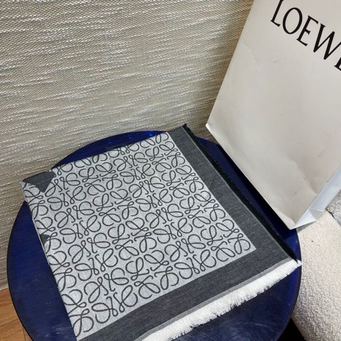 Кашемировый платок Lolwei с логотипом, 140 см, черный.