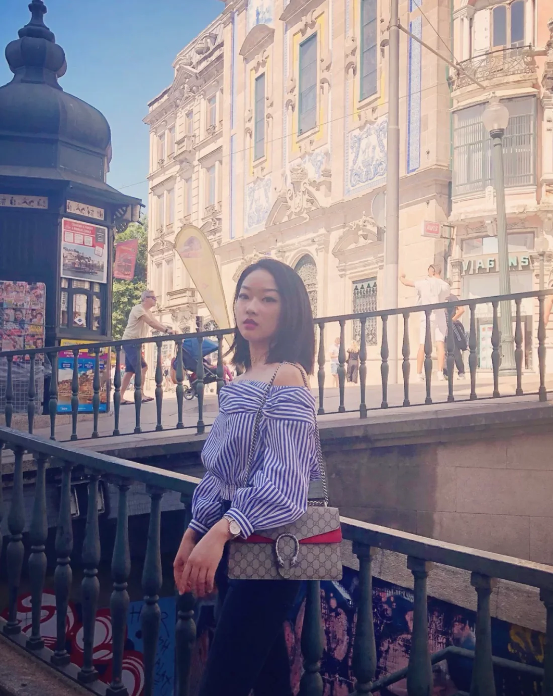 Вдохновение для образа с красной сумкой Dionysus от Gucci