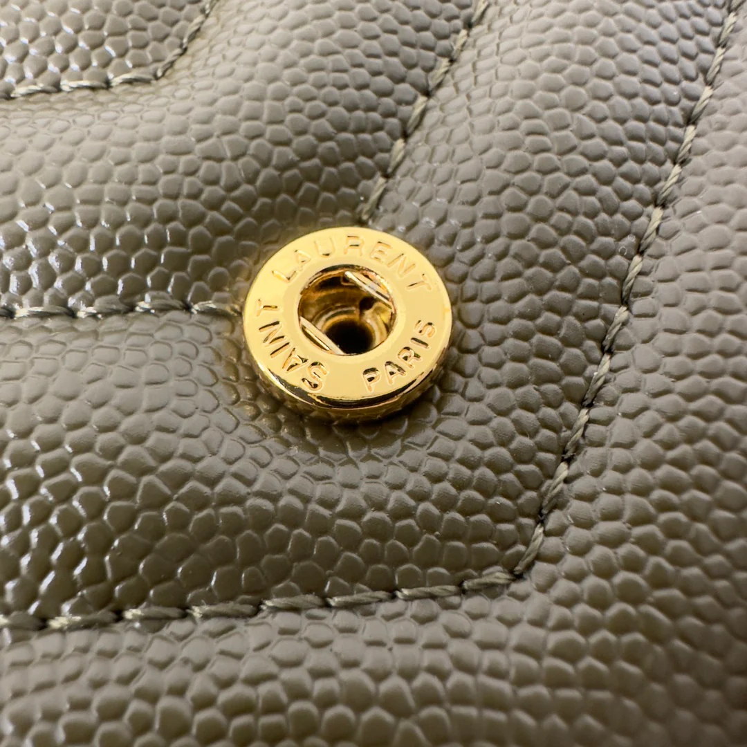 Часы YSL Monogram Caviar WOC темно-зеленые с золотой пряжкой, 22 см, 1