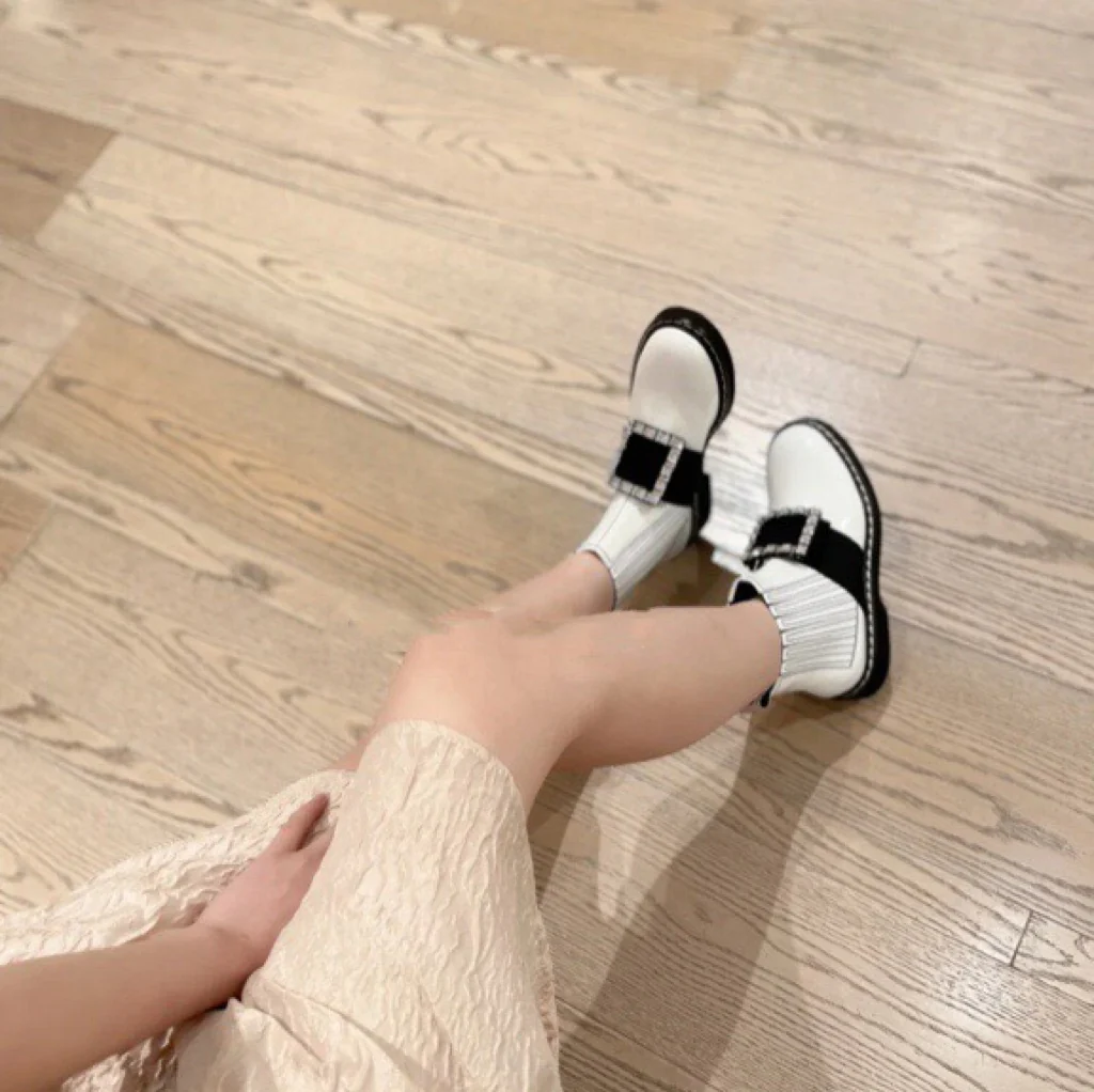 Ботильоны с квадратным носком и пряжкой - 2024 - Ботильоны с металлической пряжкой - Белые