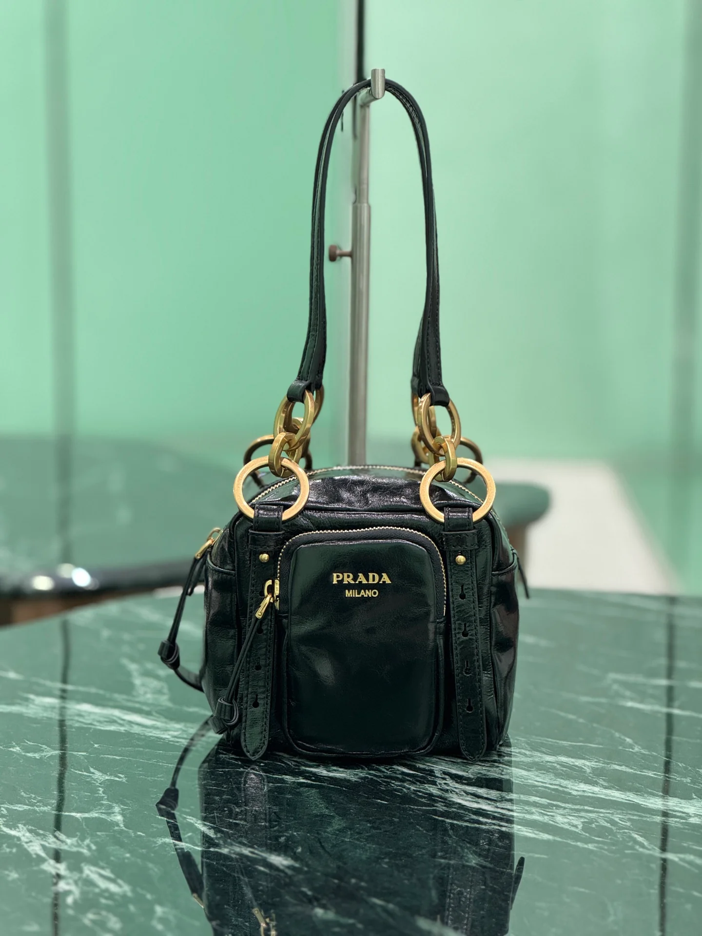Сумка Prada 1BB137 Soft Lux Cube, маленькая, черная.