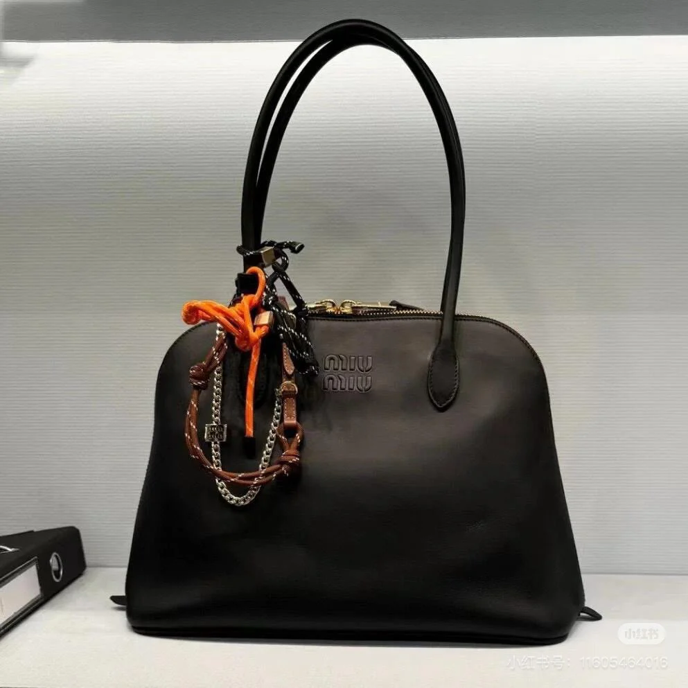 Сумка-чехол Miu Miu 5ba290 с длинной ручкой - черная