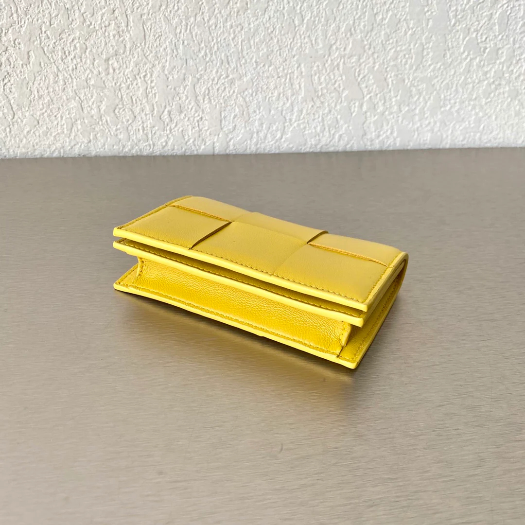 BV- 大格翻盖卡包 小羊皮 12.2×7.5×2.5cm