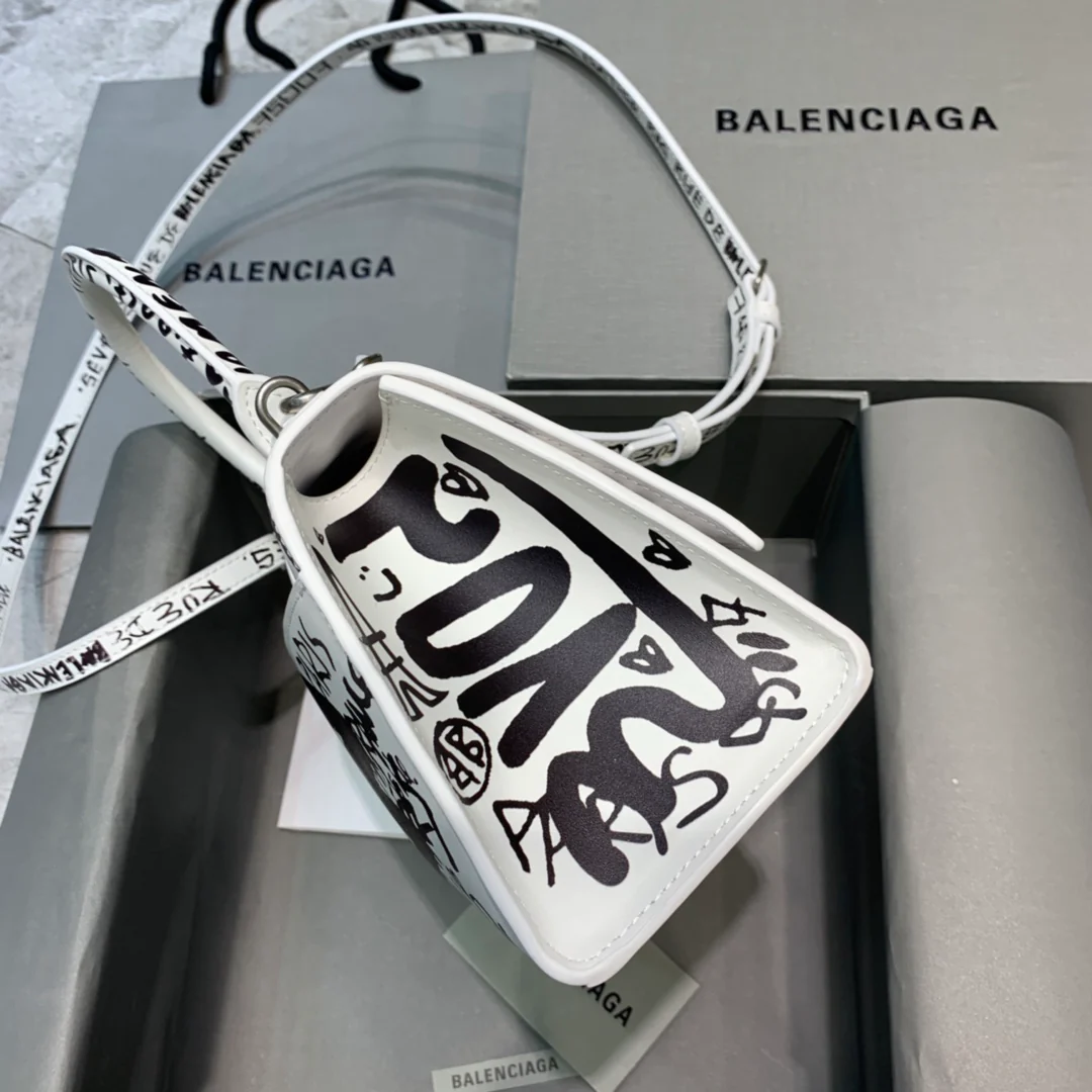 Сумка Balenciaga Hourglass - White Plain Graffiti