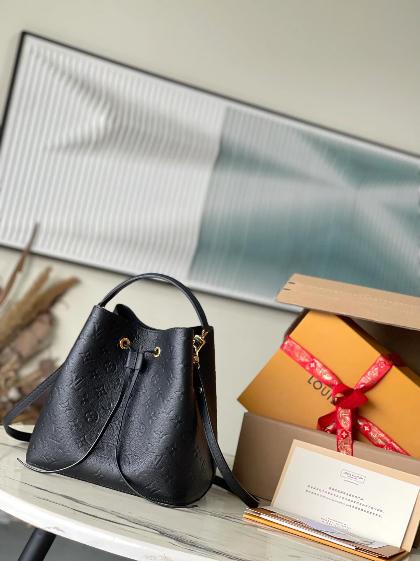 m45256-LV-noenoe Сумка-ведро с монограммой, черная