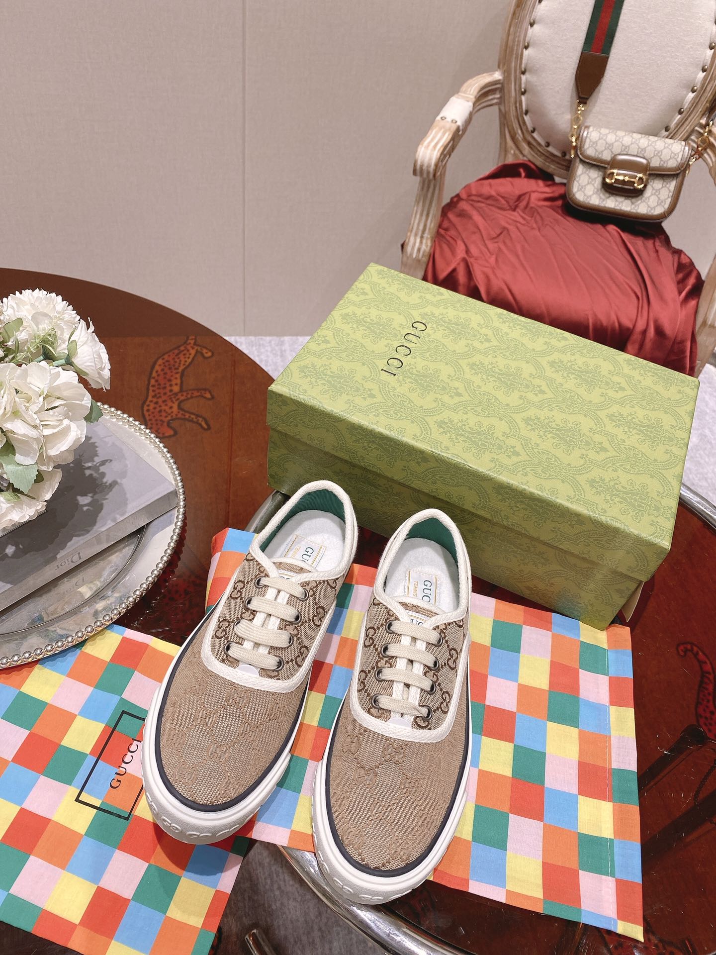 Классические лоферы Gucci 1977 года — парусиновые туфли