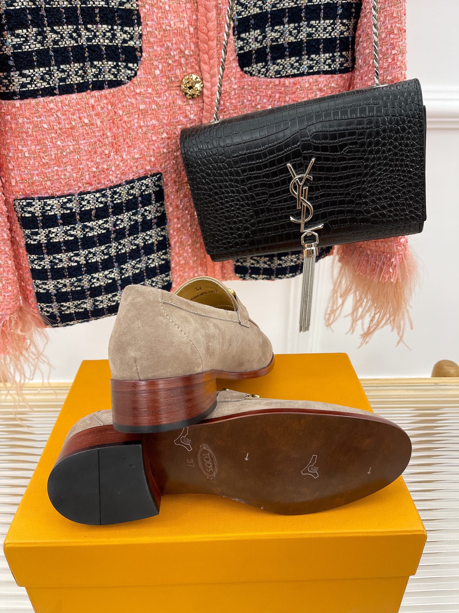 Tods - Лоферы с металлической пряжкой