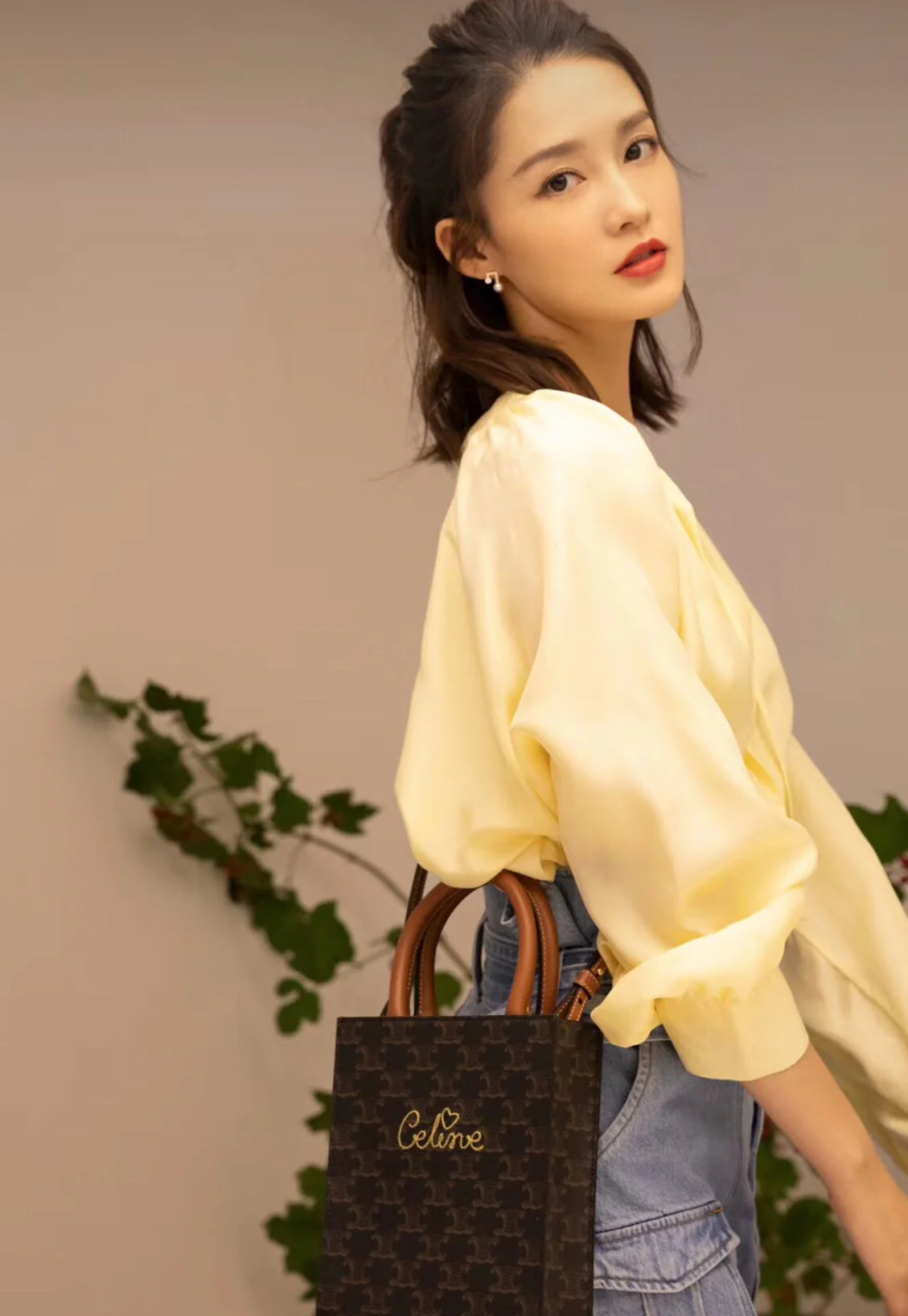 Селин - Дизайн вышивки к празднику Циси