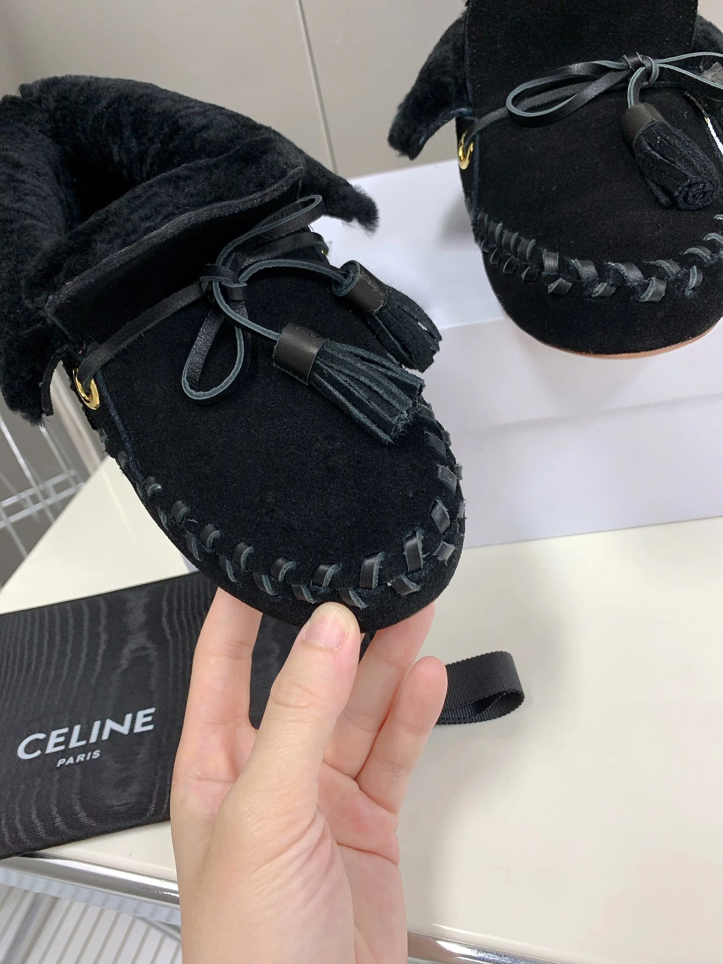 Обувь Celine - Celine - пушистые лоферы - черные