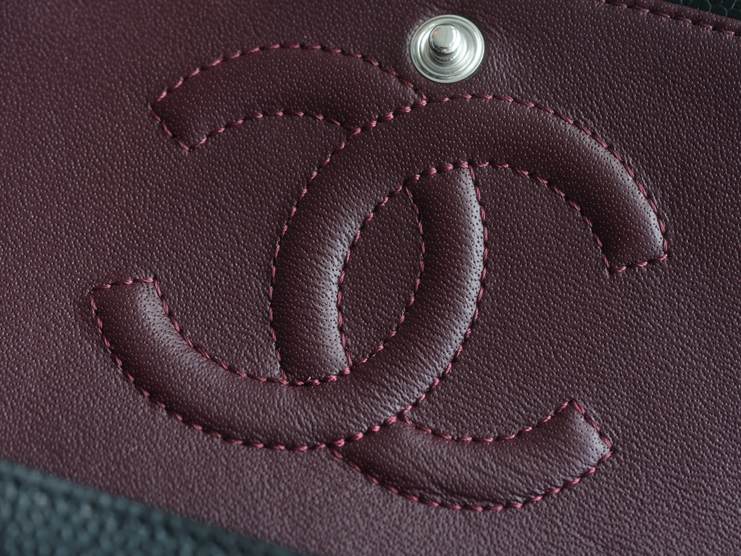 Chanel Classic Flap Caviar Black Medium