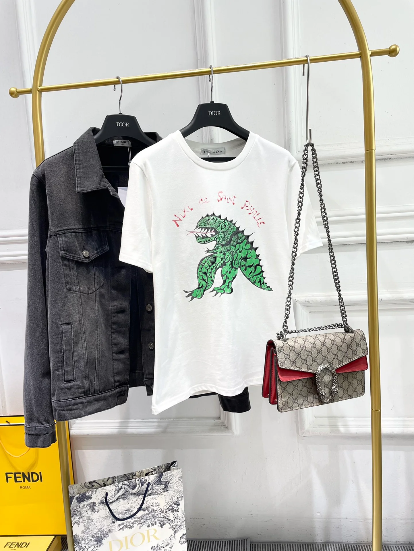 Футболка Dior 2403 из хлопка с коротким рукавом и рисунком мультяшного дракона