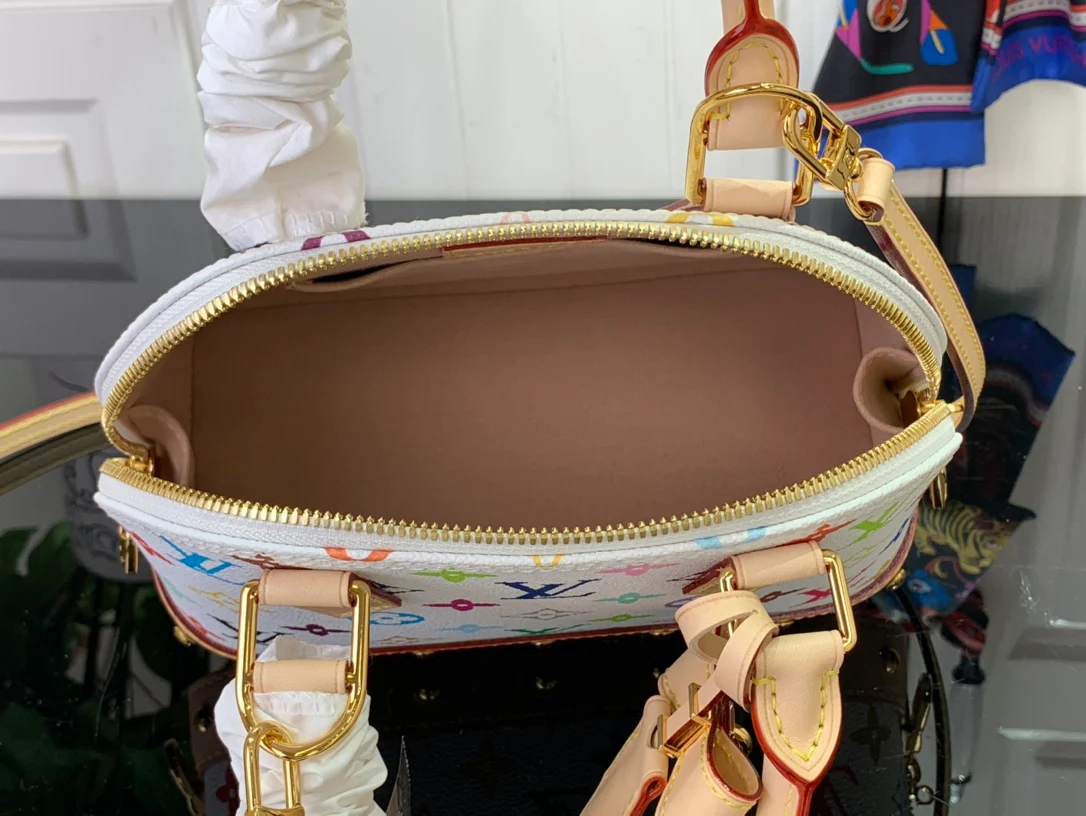 Кожаная сумка через плечо LV Alma - белая