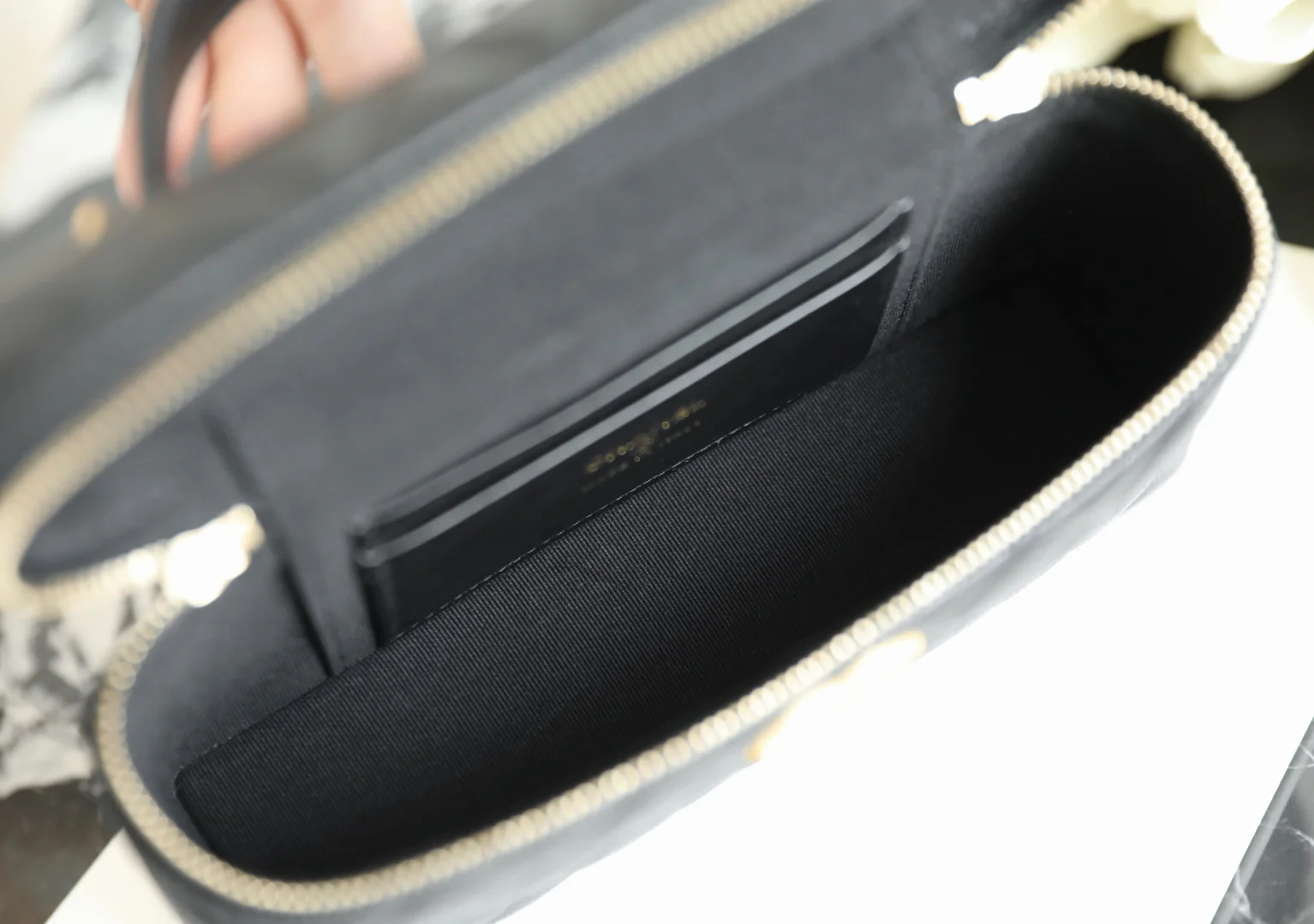 Клатч Chanel 25p-LP Box - черный