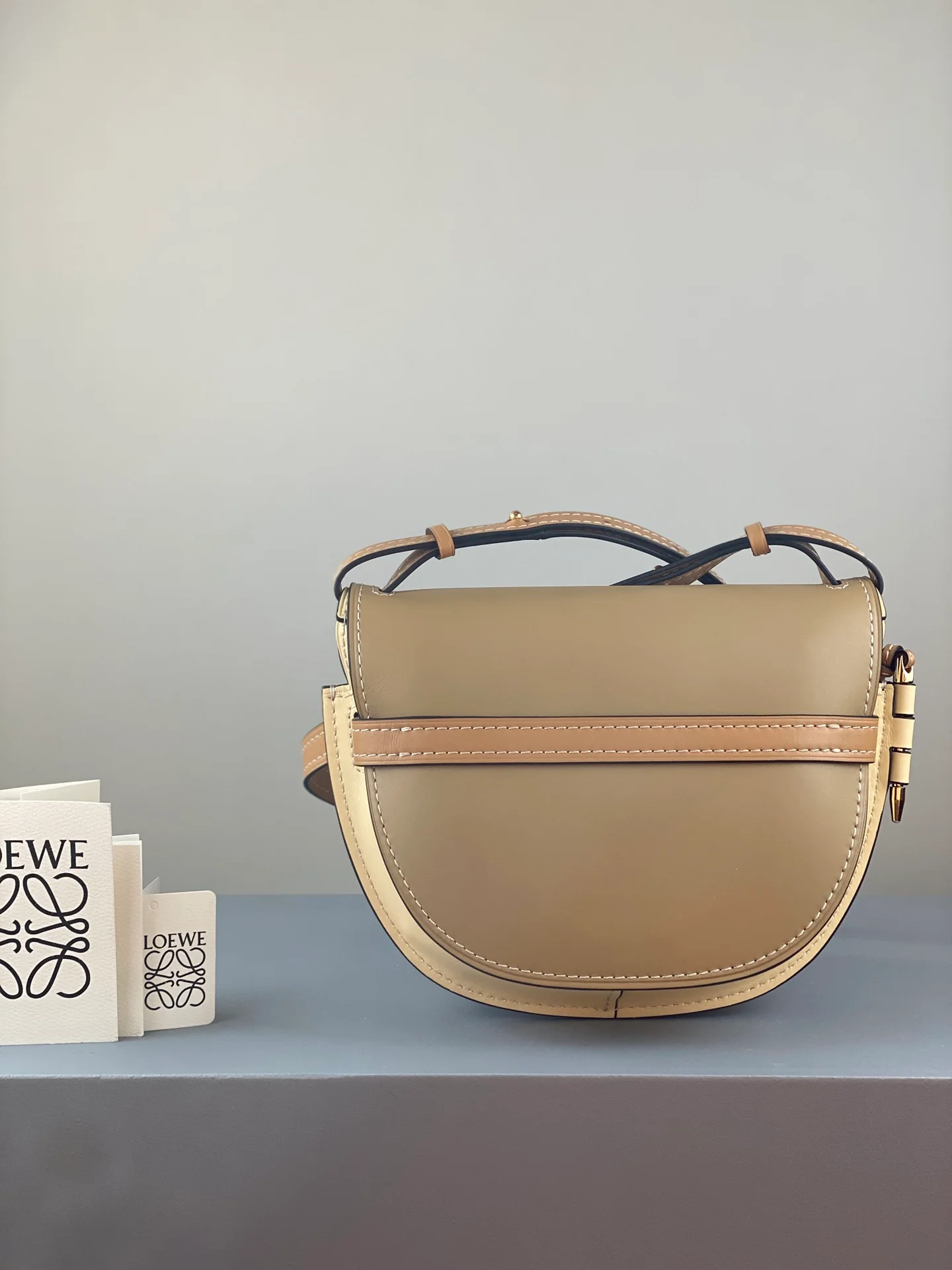 Loewe-gate-small-20x19x11-5-cm-13