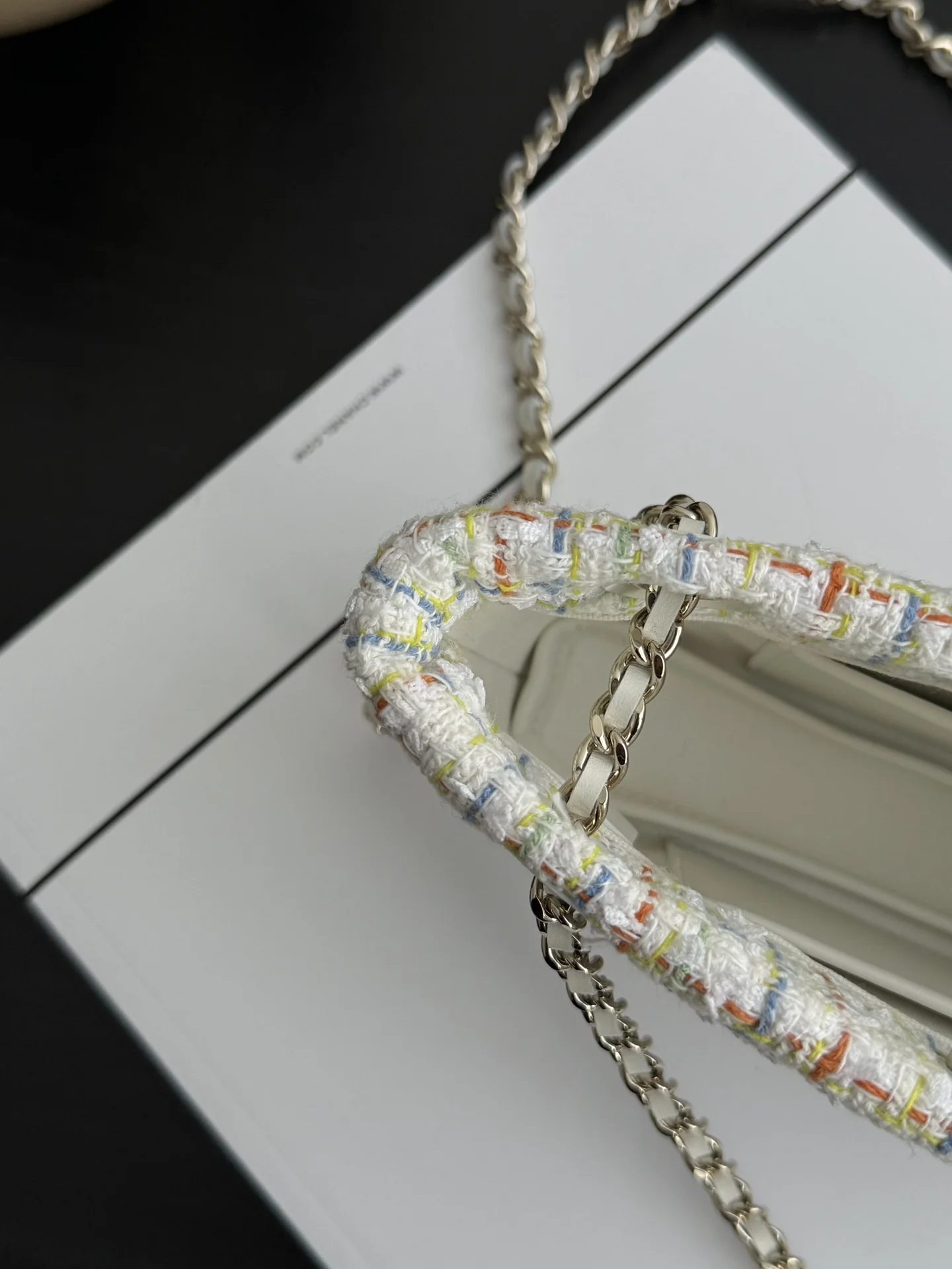 Мини-сумка Chanel 25c радужная