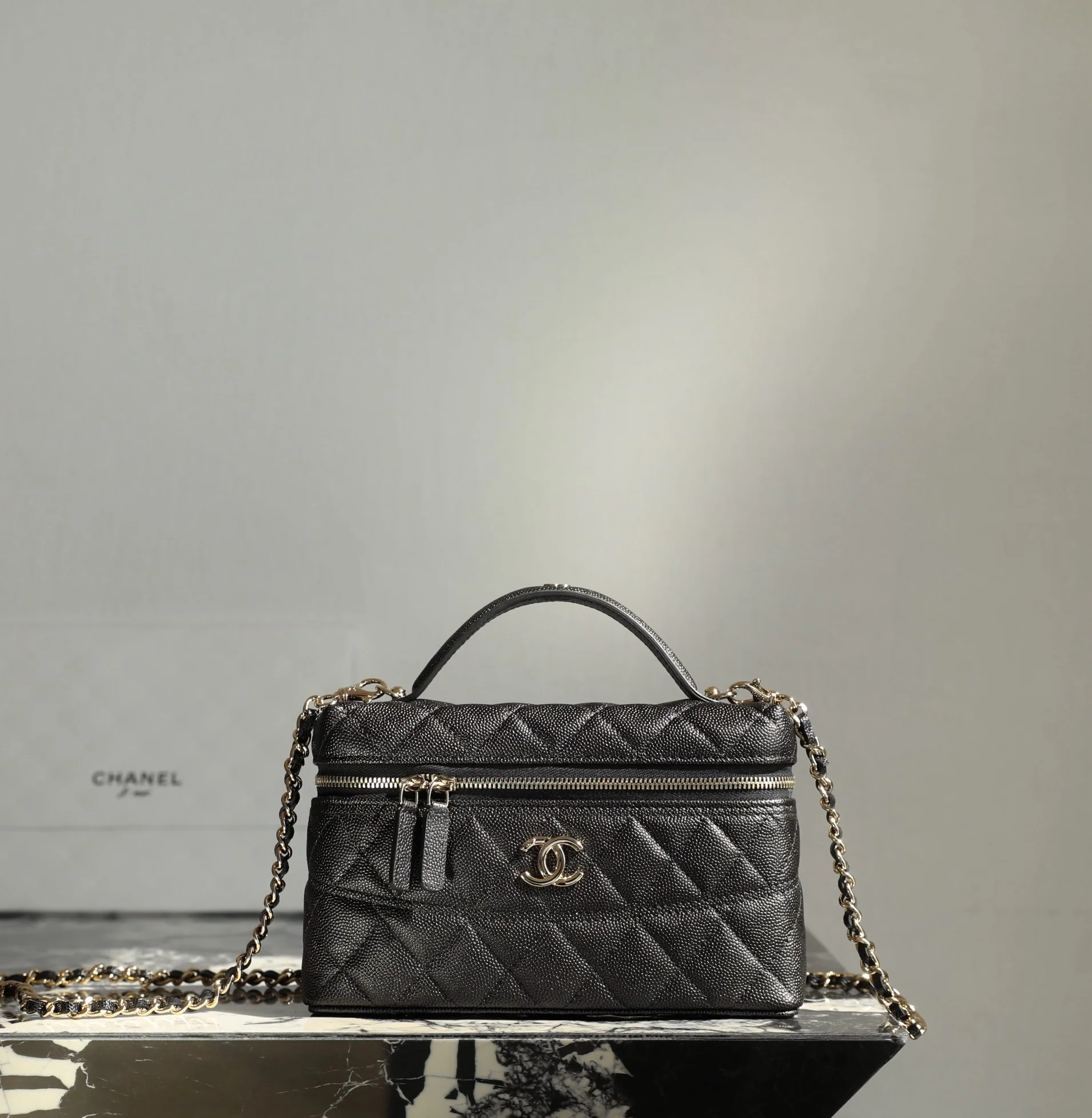 Длинный клатч-коробочка Chanel 25c-LP - черный