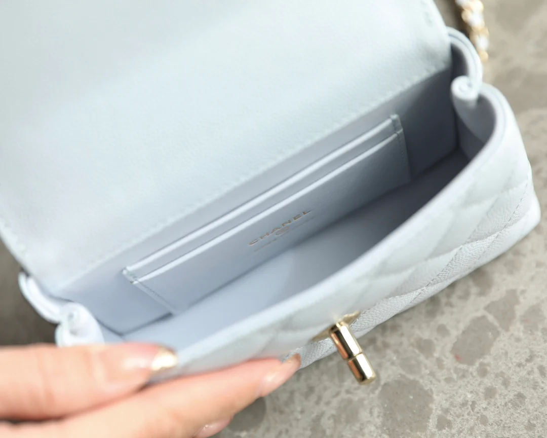 Chanel - ????-?????????-bb Синяя золотая пряжка