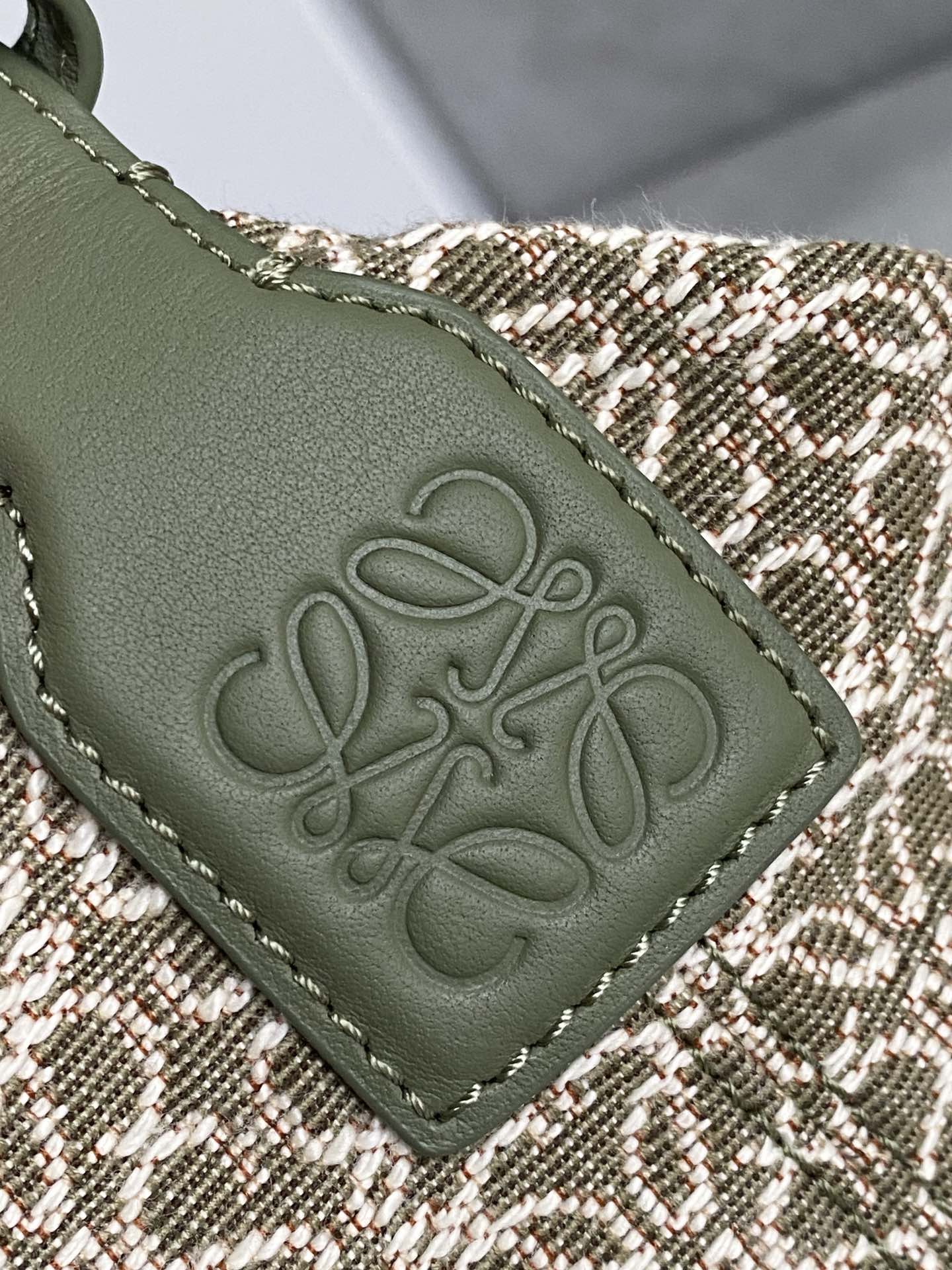 Сумка Loewe Cubi - жаккардовая телячья кожа - маленькая - зеленая